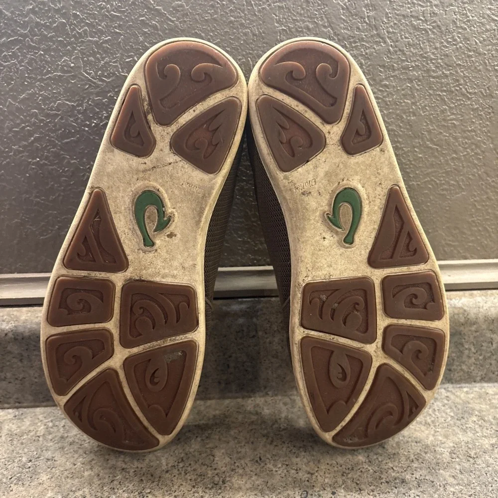 OluKai Men's Nohea Mesh Brown slip-on shoes Men's Sz 9 Good‎ Condition